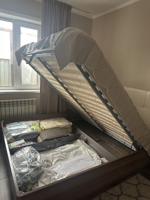 Спальная гарнитура