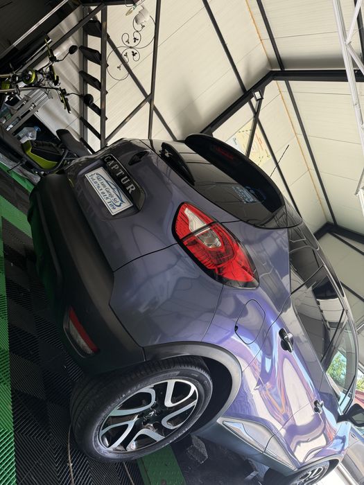 De vanzare merita vazuta.