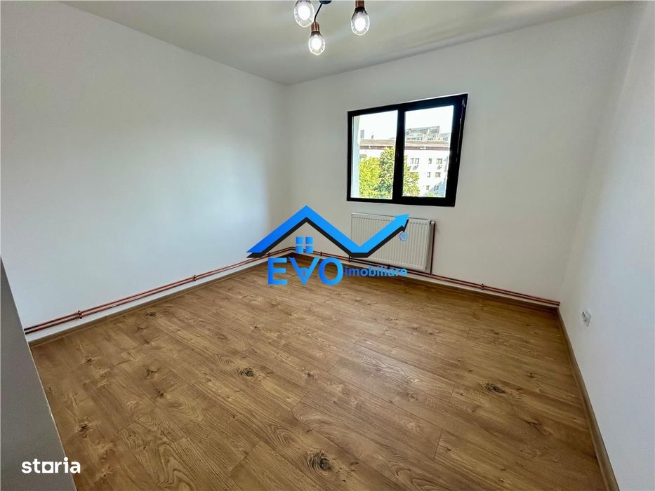 Apartament de vanzare cu 3 camere, decomandat, etaj intermediar, Dacia