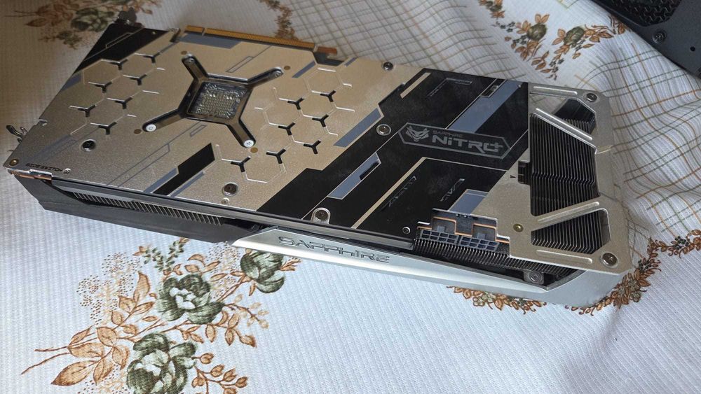 Vand placa grafica RX 5700 XT 8G GDDR6 +Nitro
