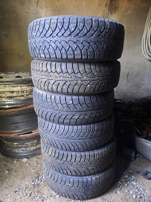 Продам шины На Нексия
