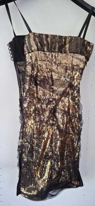 Rochie coktail paiete aurii marime S, Razvan Ciobanu, podium