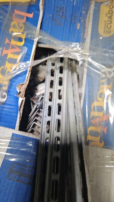 Секционные ворота