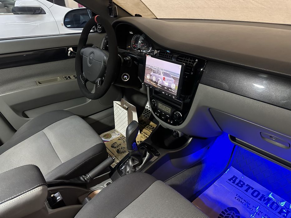 Продам свой автомобиль Ласетти 1.8