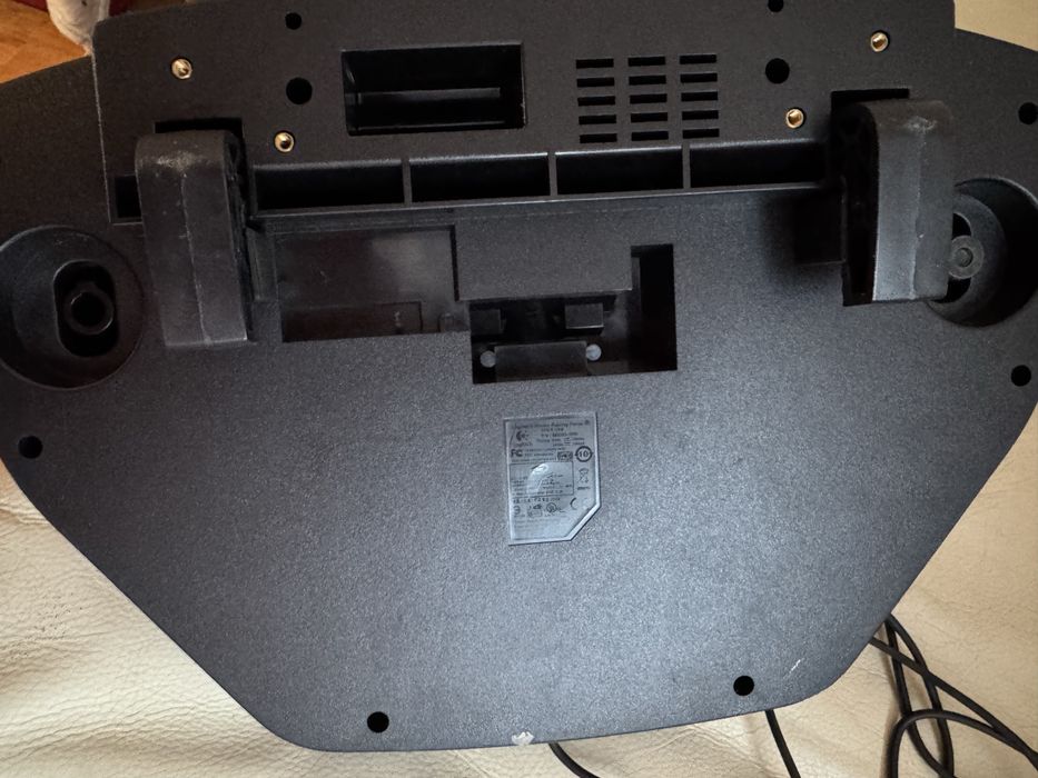 Volan Gaming Logitech Momo Racing – PC – Force Feedback