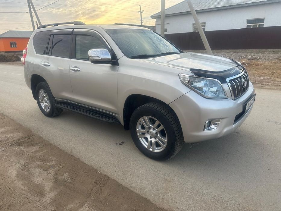 Машина арендаға беріледі шофёрымен.