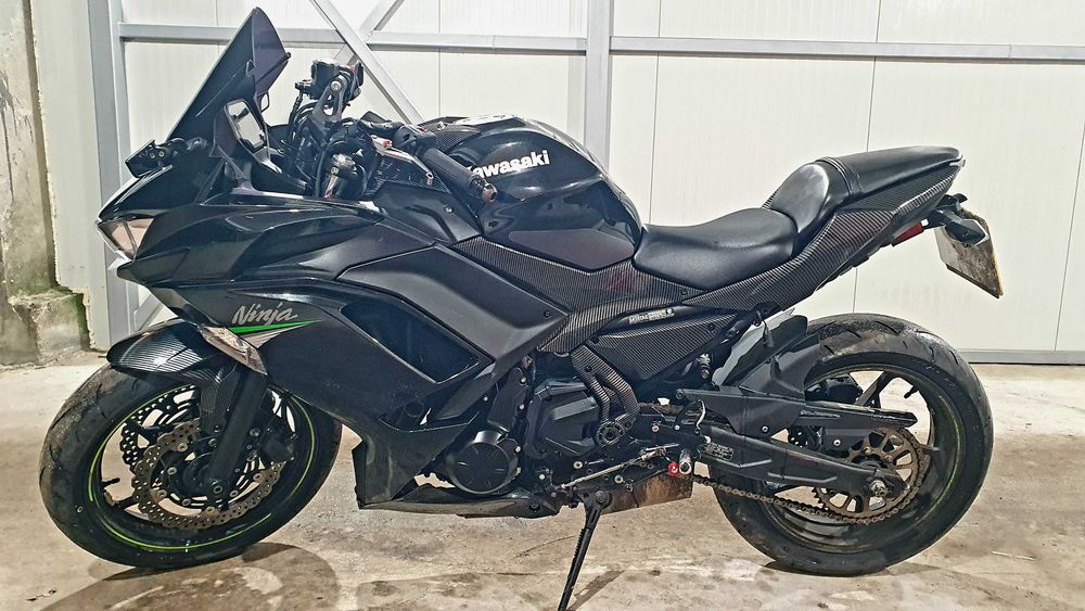 Kawasaki Ninja 650 EX650M 2022 – Euro 5, 50 kW,5270 км Турър