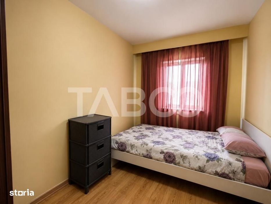Apartament cu 3 camere decomandate balcon in zona Primaverii Manastur