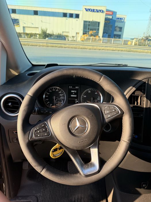 Оригинален AMG мултифункционален волан Mercedes Vito W447 / V-Class / Sprinter – естествена кожа, пера, еърбег