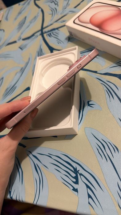 Iphone 15 на 256гб памяти