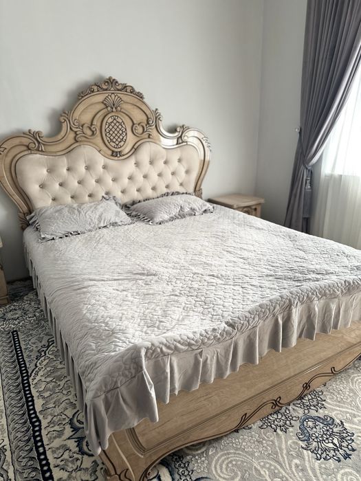 Спальни гарнитур сотилади