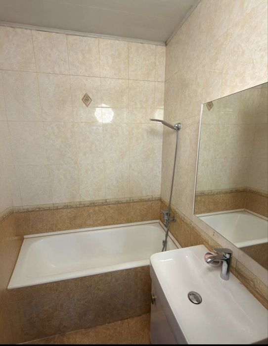 Продаеться своя квартира в банковском доме.или сдам в оренду