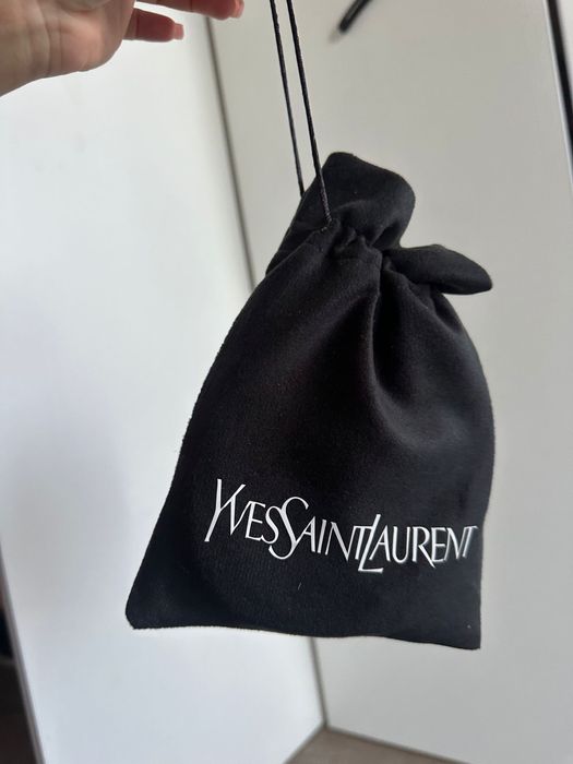 Curea Yves Saint Laurent