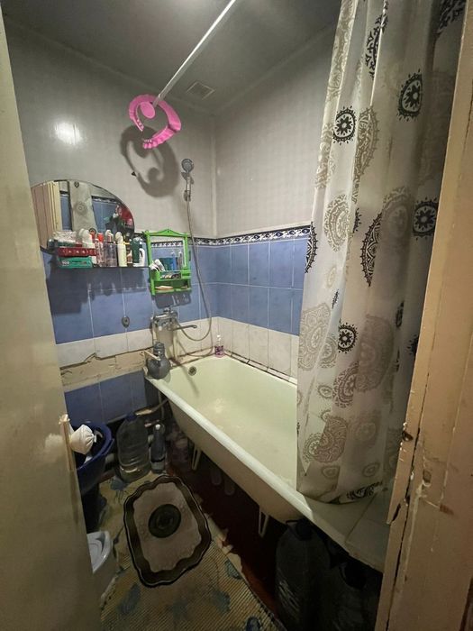 Продается квартира! Город Чирчик, 9-микрорайон.