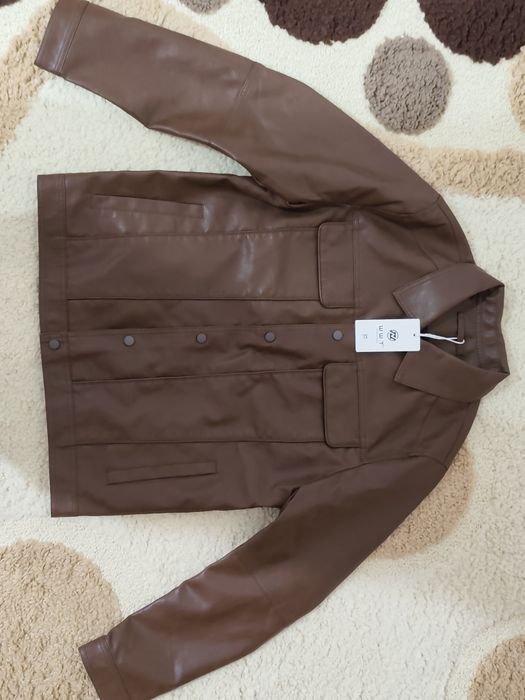 Geacă maro din piele ecologica