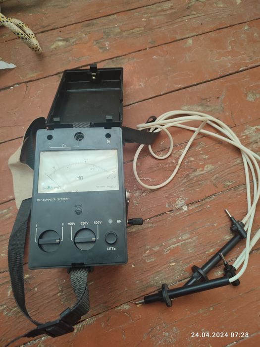 Мегаомметр ЭС 0202/1