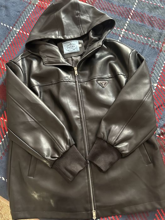 Куртка женская Prada