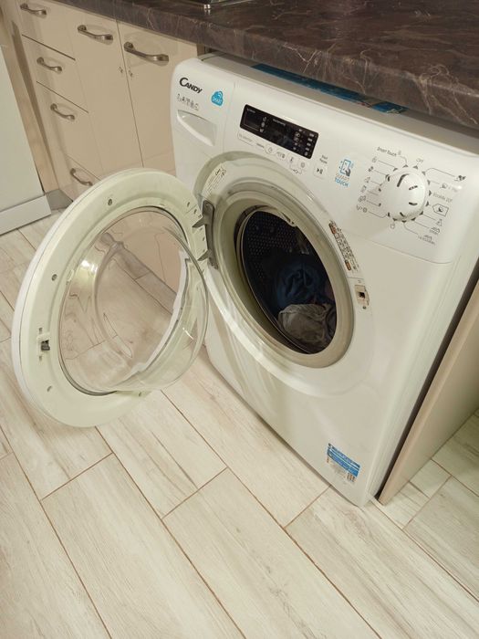 Продавам автоматична пералня