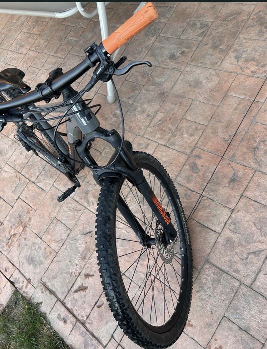 vand bicicleta cube race one