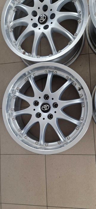 Джанти 18" Toyota