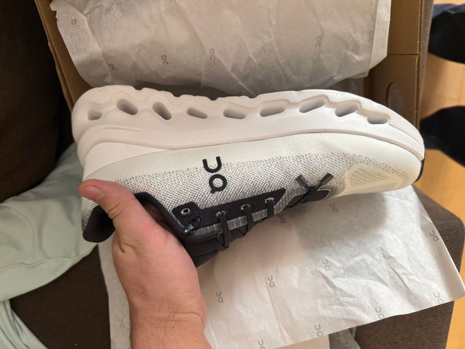 Кроссовки ON оригинал