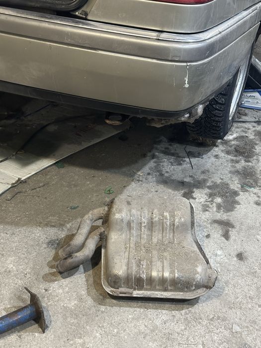 Глушитель мерс 2.8