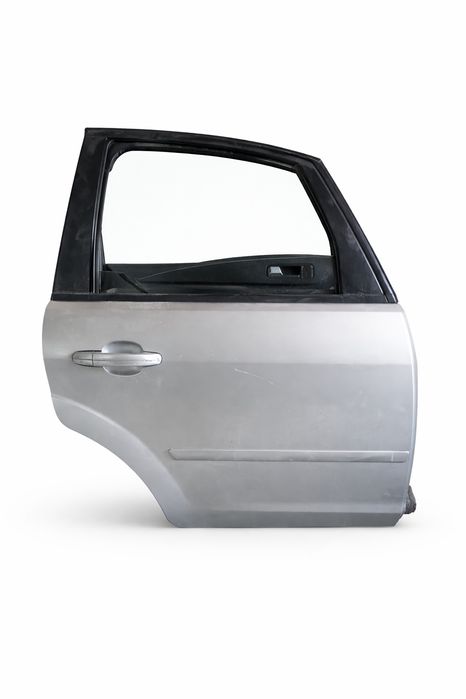 Двери Ford Focus 2 оригинал в цвет