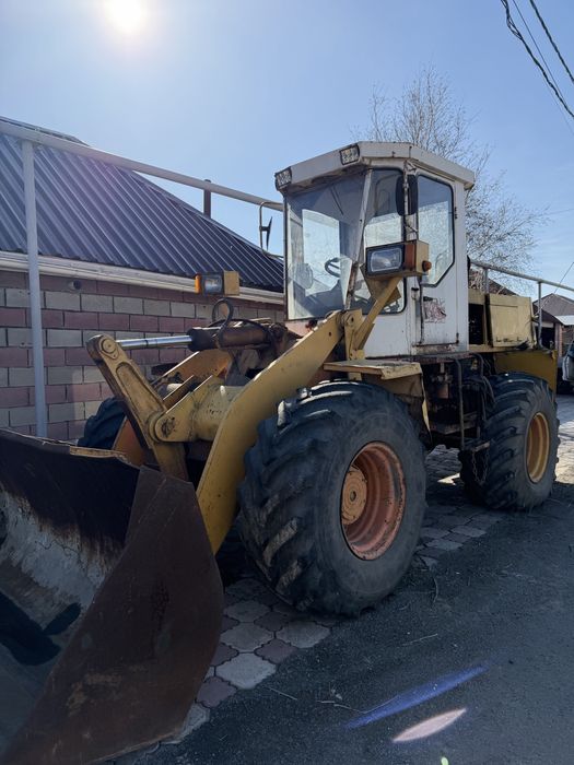 Продам погрузчик , 2 катка