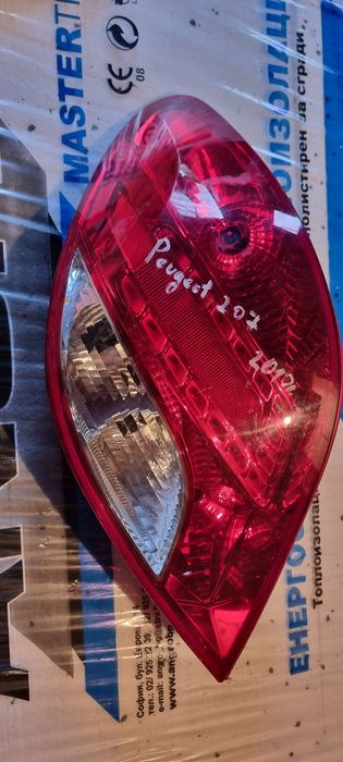 Ляв стоп за peugeot 207