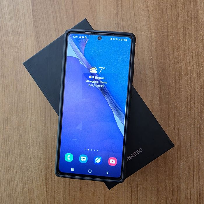 Samsung Note 20 - отлично състояние без драскотини.