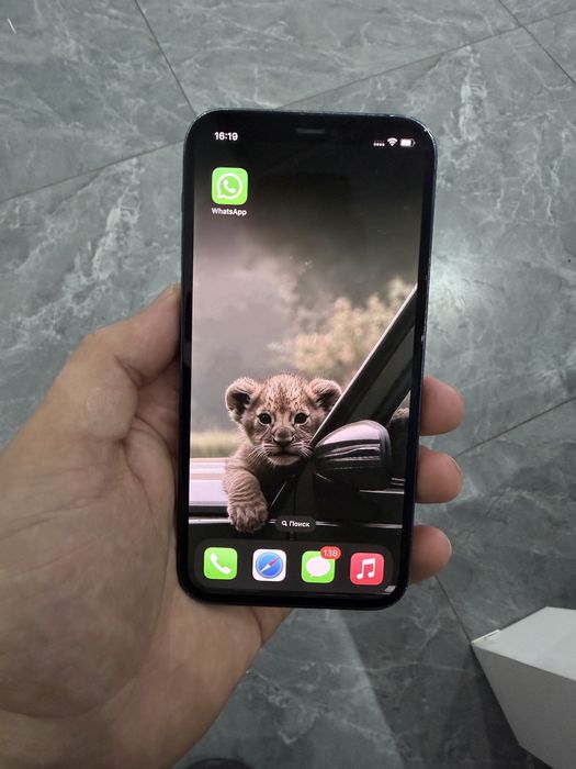 Продам Iphone 12 64Gb