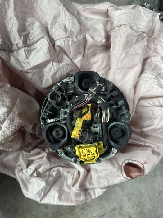 Волан Audi a4 B9