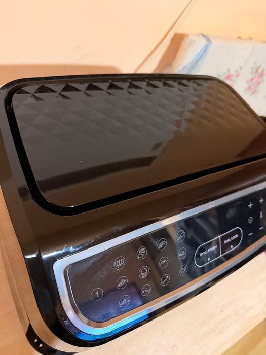 Friteuza cu aer cald ( Air Fryer) cu 2 compartimente