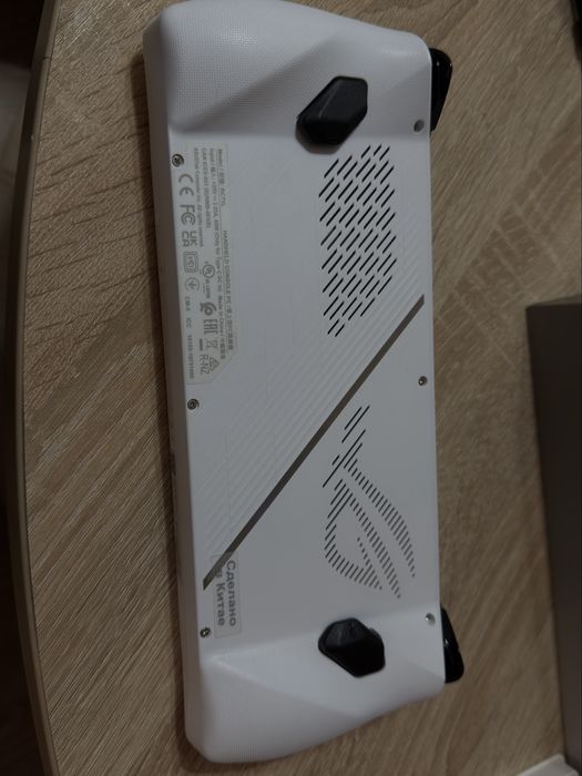 Asus rog ally z1 extreme