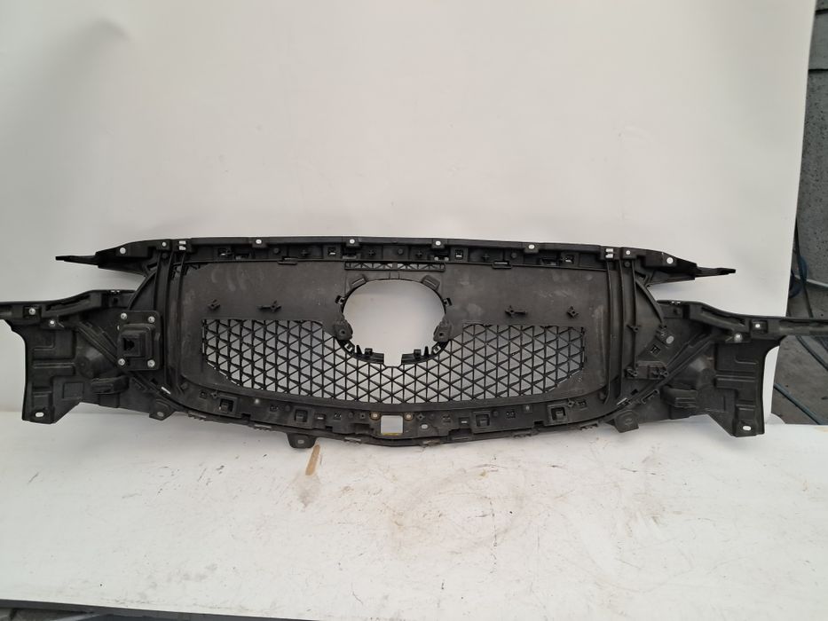 Грил решетка  Mazda CX5 2017/22г