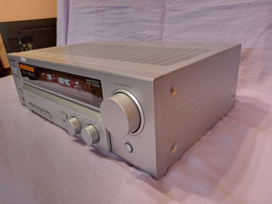 Продавам ресивър KENWOOD