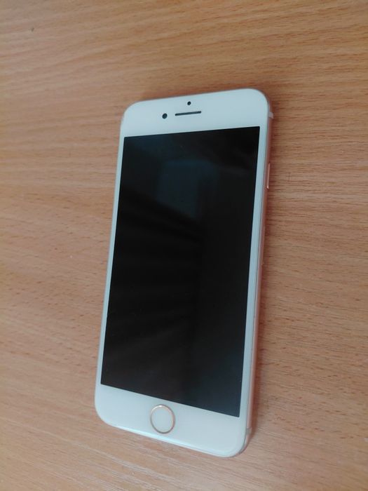 IPhone 8,в хорошем состоение