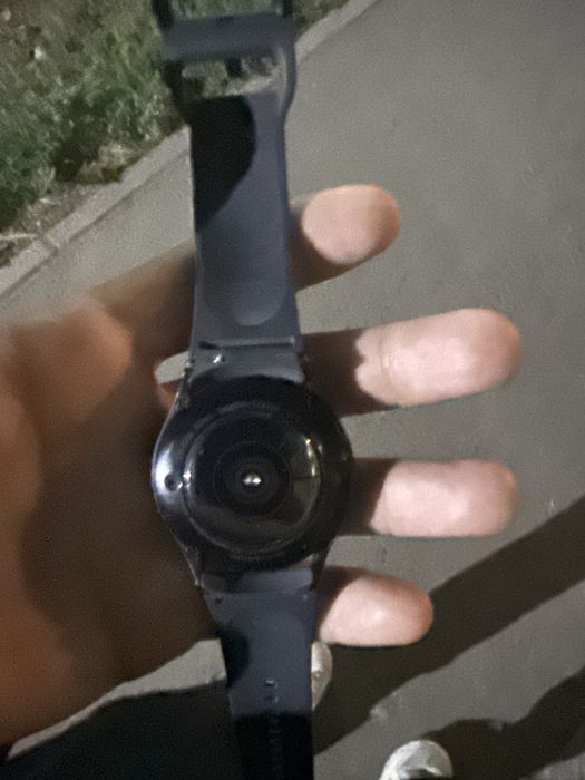 продам самсунг вотч 5 40мм (samsung watch 5)