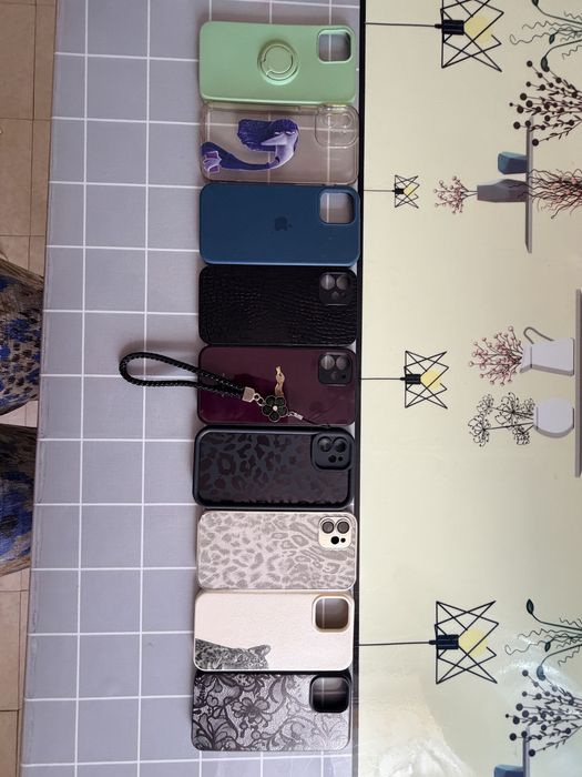 чехол iphone 12 (не про макс, обычный)