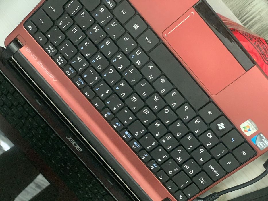 Лаптоп Acer Aspire One