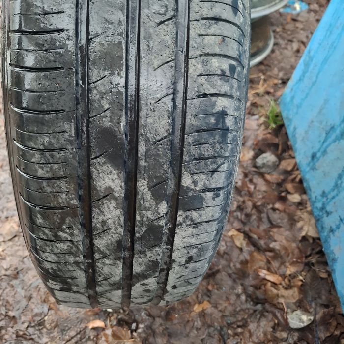 Продам диск с резиной 1шт для запаски