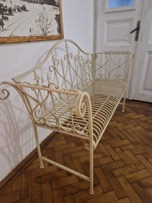 Bancuta decorativa