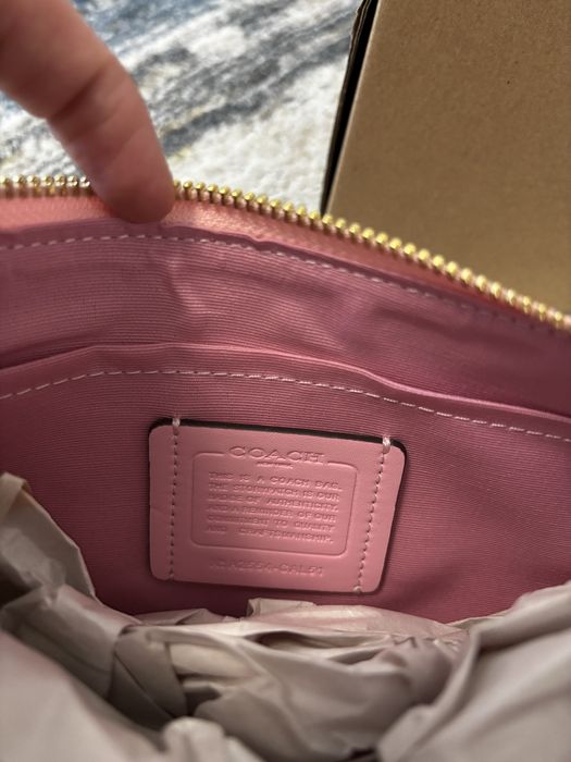 Geantă Coach roz originala nouă