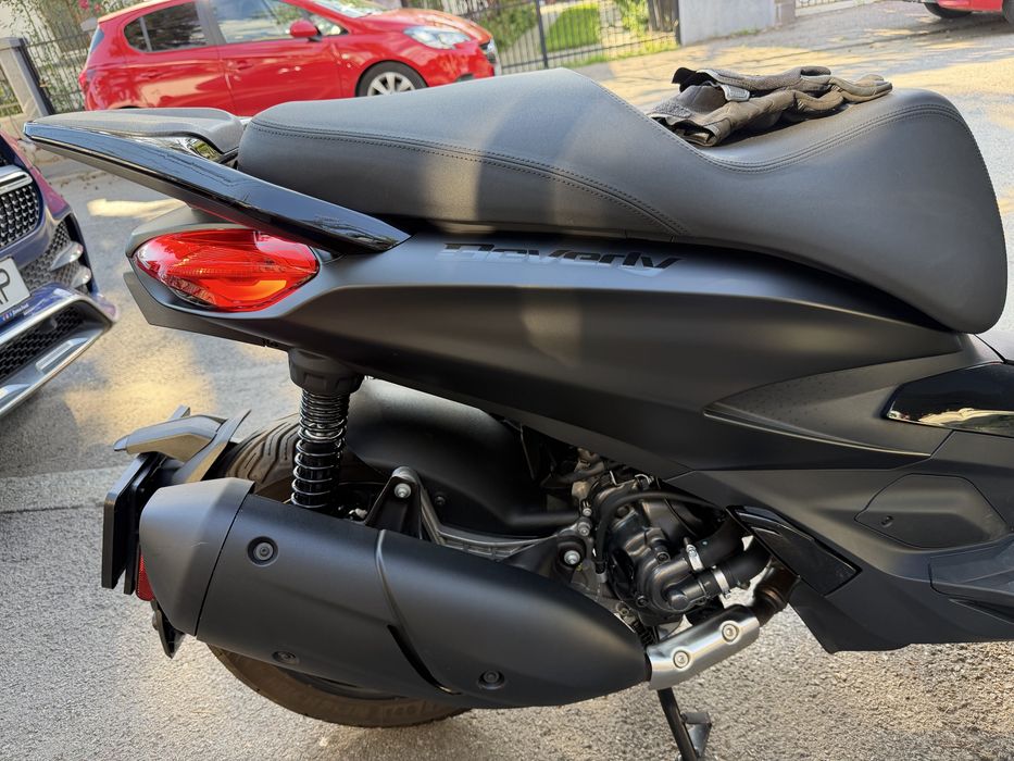 Piaggio Beverly 300 Deep Black Euro 5 – 2024 | Stare NOUĂ | 1.025 km