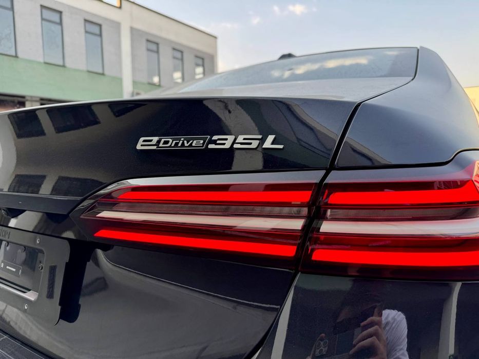 BMW I 5 2024 electro 35L