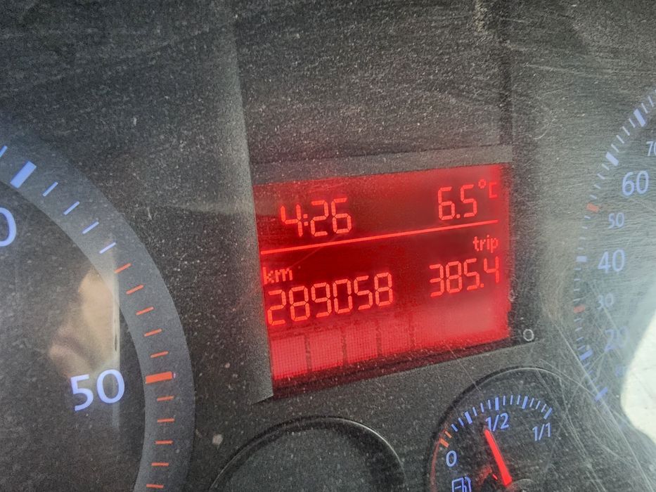 Volkswagen Caddy 2.0 SDI 2locuri (MARFA)