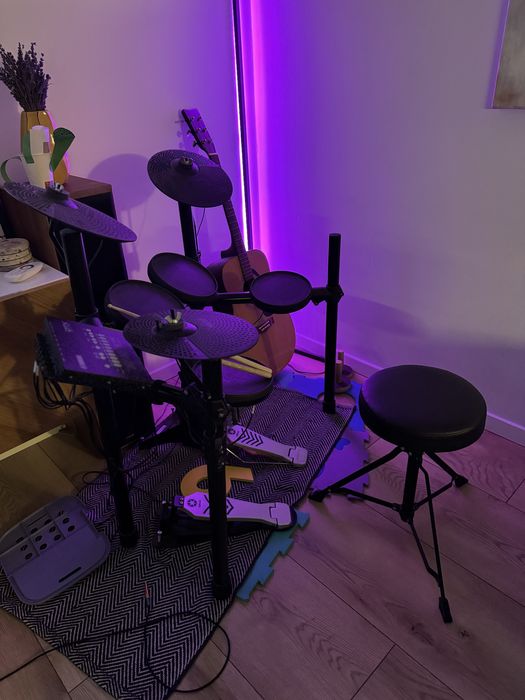 Tobe electronice Yamaha dtx432k + scaun