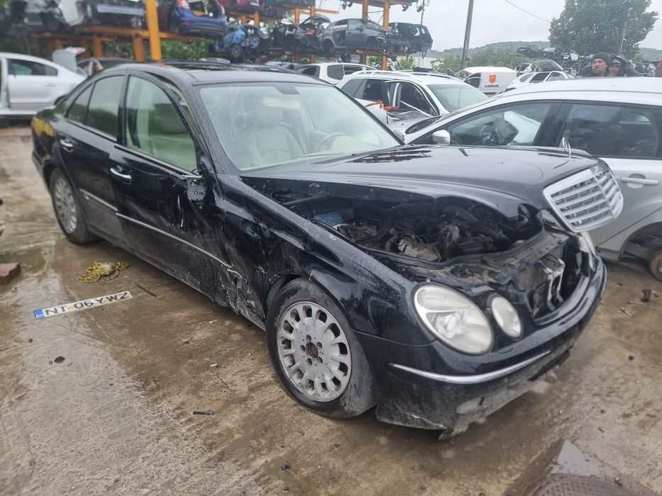 Brat bascula dreapta spate Mercedes Benz E-Class W211 (2002 - 2006)