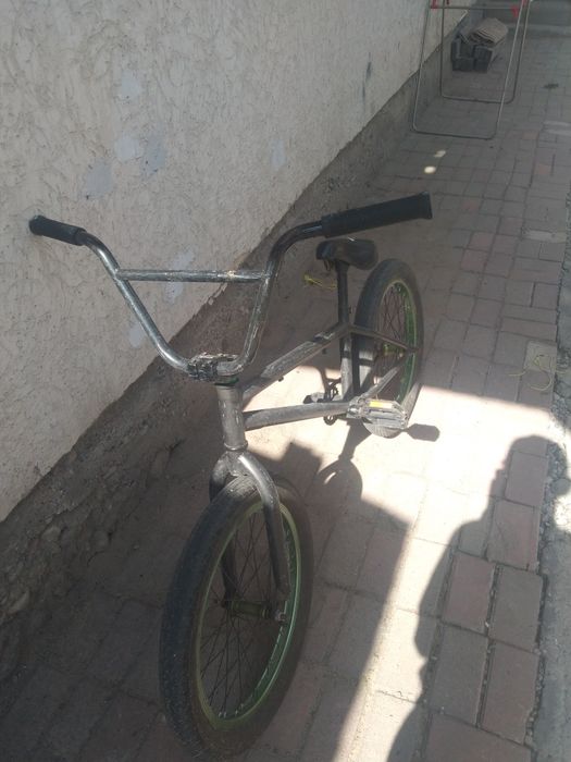 Срочно продам бмх велосипед прродам