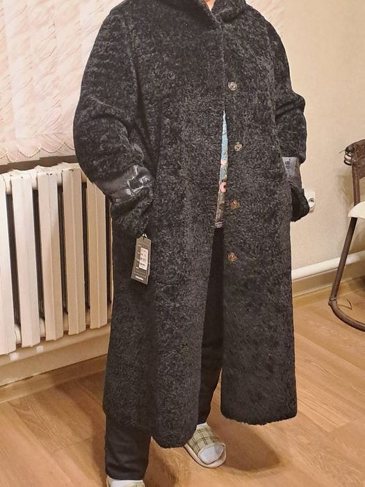 Теплое зимнее двухстороннее пальто 52-54